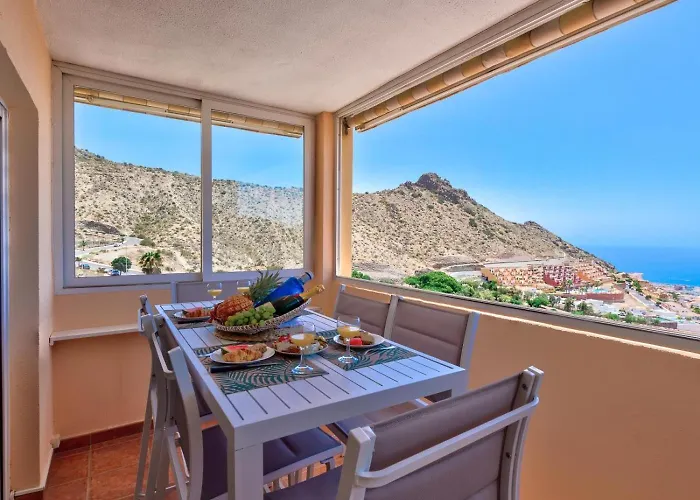 Panoramic View Apartment *
