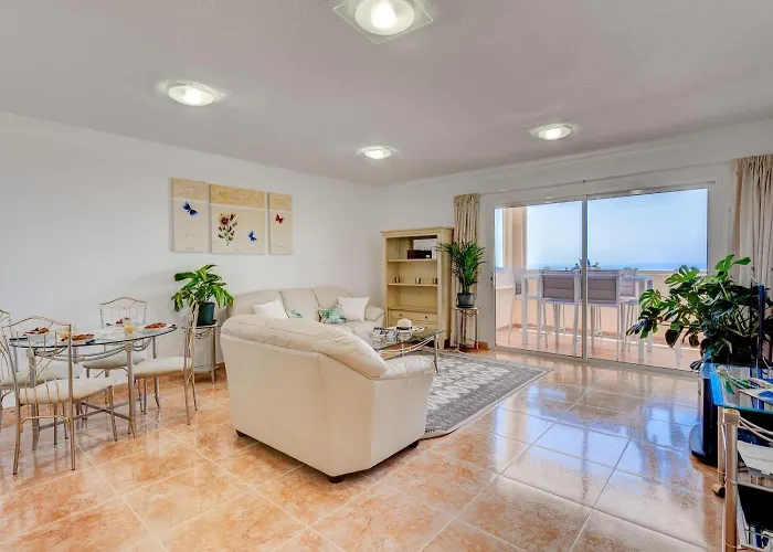 Panoramic View Apartment *