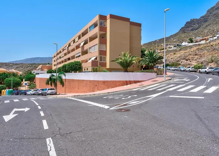 Panoramic View Apartment *